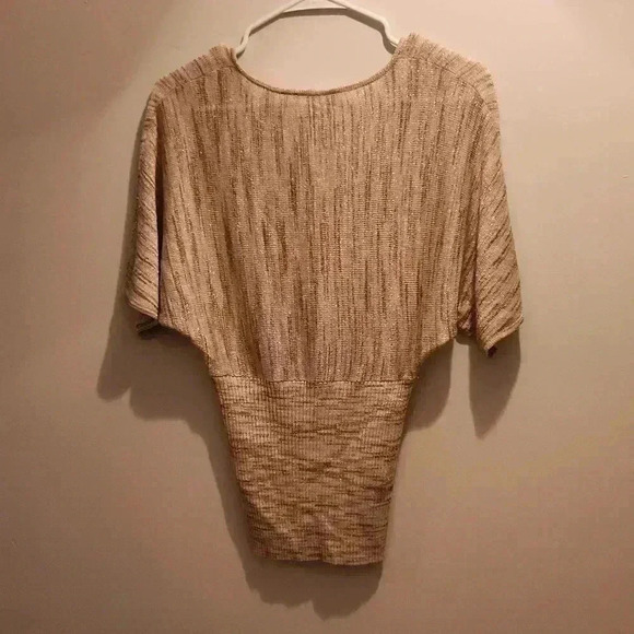 White House Black  Market Sweater - Picture 6 of 6